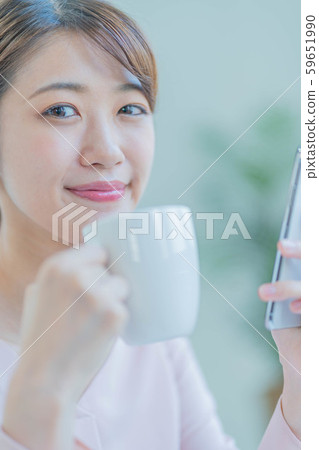 年輕的女士smaho 年輕的女士smaho 59651990