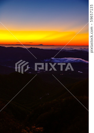 Sunrise from Mt. Akagi, Torii Pass, Gunma Prefecture Sunrise from Mt. Akagi, Torii Pass, Gunma Prefecture 59657135