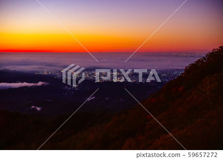 Sunrise from Mt. Akagi, Torii Pass, Gunma Prefecture Sunrise from Mt. Akagi, Torii Pass, Gunma Prefecture 59657272