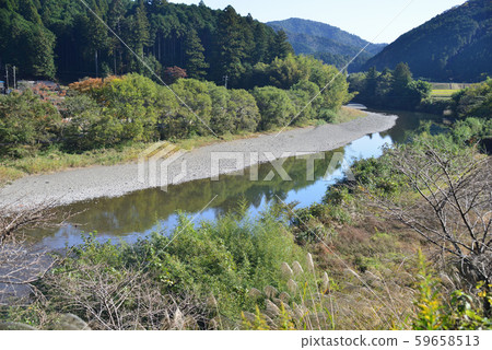 Upper Shimanto River in autumn Upper Shimanto River in autumn 59658513