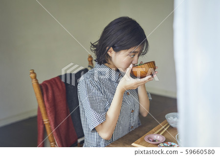 Female lifestyle diet 59660580