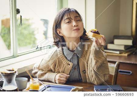 Female lifestyle diet 59660693