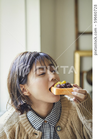 Female lifestyle diet 59660728