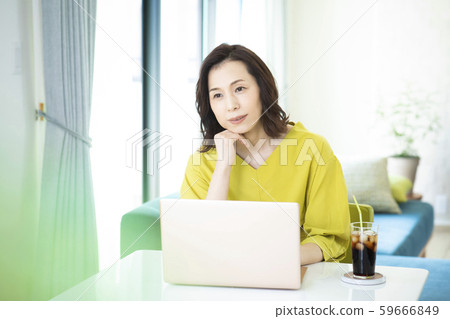Female PC Home working from home Female PC Home working from home 59666849