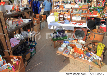 Flea Market Flea Market 59668547