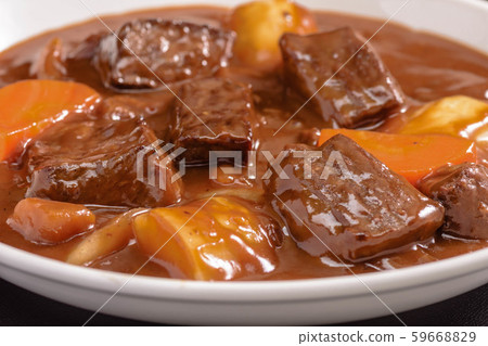 燉牛肉 59668829