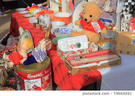 Flea Market Flea Market 59668891