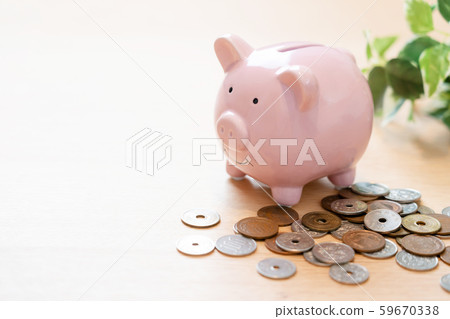 豬存錢罐和零錢 59670338