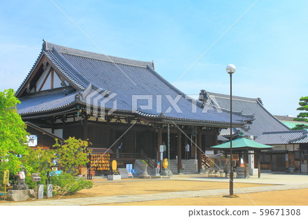 [Kagawa Prefecture] Shikoku Sacred Site No. 76, "Kanakuraji" 59671308