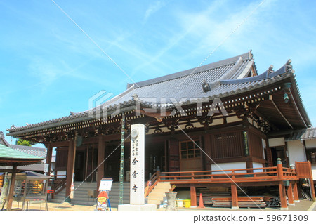 [Kagawa Prefecture] Shikoku Sacred Site No. 76, "Kanakuraji" 59671309