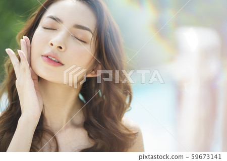 女士美容池畔 59673141