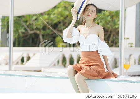 Ladies Resort Poolside Ladies Resort Poolside 59673190