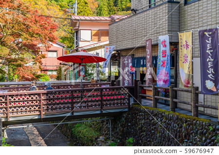 Mt. Takao approach to the road 59676947