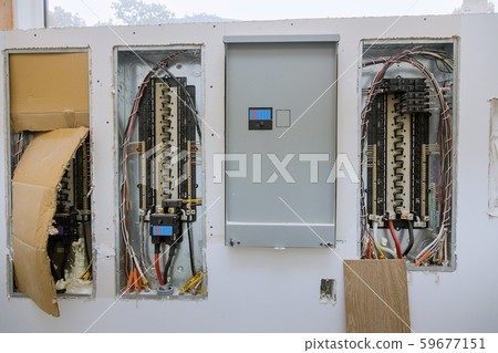 Switchboard voltage with circuit breakers Switchboard voltage with circuit breakers 59677151