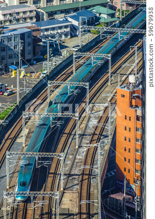 宮城縣仙台市和東北新幹線的城市景觀 宮城縣仙台市和東北新幹線的城市景觀 59679938