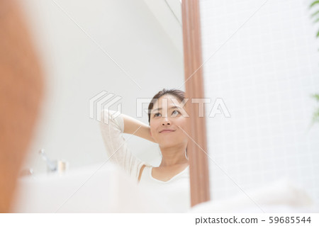 female, lady, woman 59685544