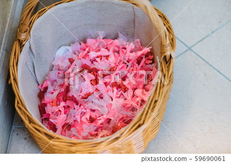 Wedding ceremony petal 59690061
