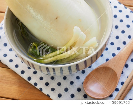 Korean food Dongchimi, water-free kimchi 59691763