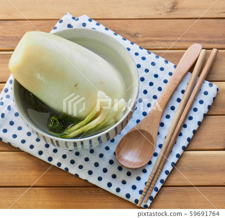 Korean food Dongchimi, water-free kimchi 59691764