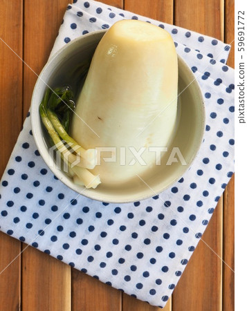 Korean food Dongchimi, water-free kimchi 59691772