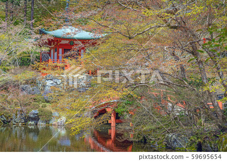 京都大悟寺Bentendo和森林的春天景色 59695654