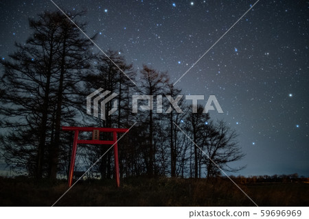 Torii and Milky Way [Hokkaido] 59696969
