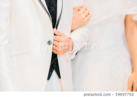 Chapel bride and groom rings 59697750
