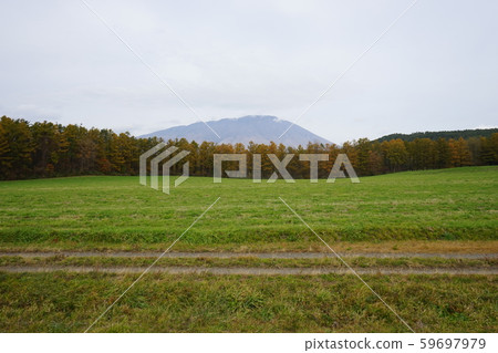Autumn of Koiwai Farm Autumn of Koiwai Farm 59697979