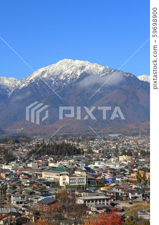 下雪的北阿爾卑斯山和信濃大町 下雪的北阿爾卑斯山和信濃大町 59698900