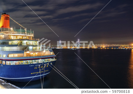 [Kanagawa Prefecture] Yokohama luxury cruise ship Bay Bridge 59700818