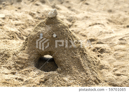 Sandbox, sand mountain, sandstone face and copy space Sandbox, sand mountain, sandstone face and copy space 59701085