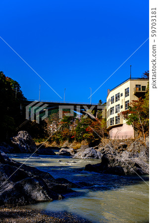 東京三岳谷 59703181