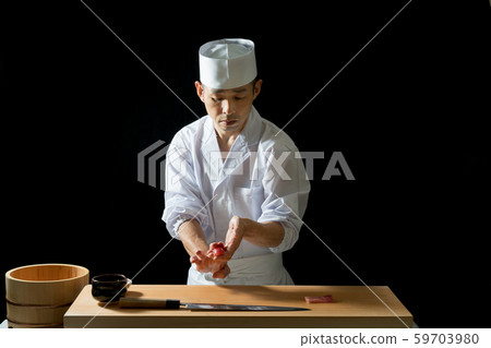 Bamboo grasping sushi Bamboo grasping sushi 59703980