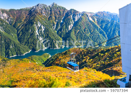 <Toyama Prefecture> Autumn leaves of Kurobedaira and Tateyama Kurobe Alpine Route <Toyama Prefecture> Autumn leaves of Kurobedaira and Tateyama Kurobe Alpine Route 59707394