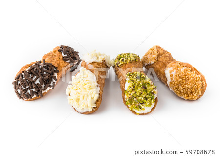 Cannoli isolated on white 59708678
