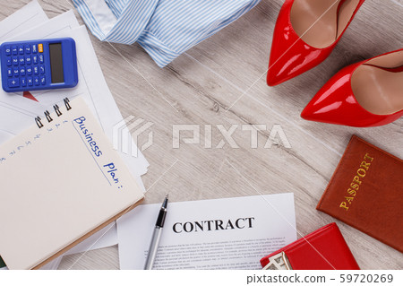 Heels, contract and business plan. Heels, contract and business plan. 59720269