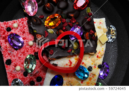 Heart and flavor chocolate 59724045