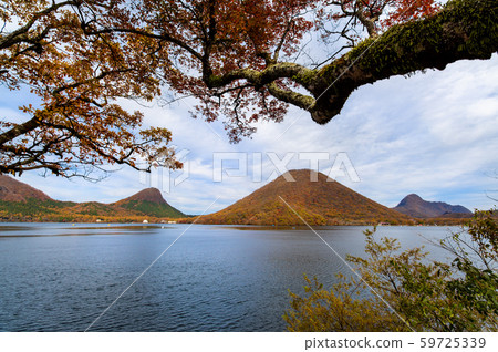 Autumn Haruna Lake Haruna Fuji 2019.11 e-1 59725339