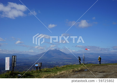 Tenmokuyama glider weather in autumn Tenmokuyama glider weather in autumn 59725802