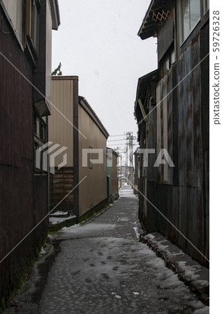 First snow day back alley 59726328