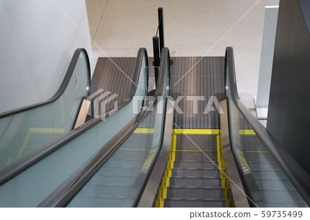 Escalator 59735499