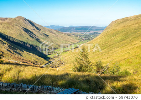 Glengesh pass seen from the picnic area - Ardara, County Donegal - Ireland 59743070