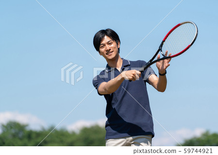 Tennis, blue sky, male 59744921