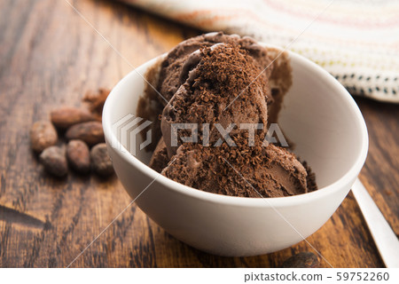 Ball coffee chocolate ice cream in a bowl 59752260