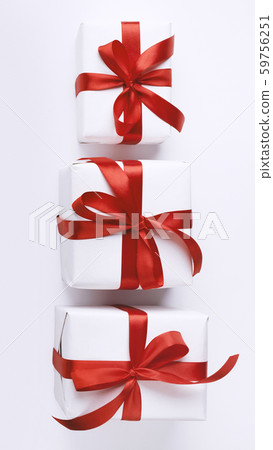 Close up of creative tower composition of Christmas gift boxes 59756251