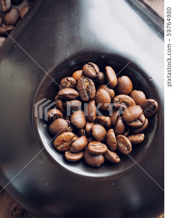 Roasted coffee beans, ground coffee Roasted coffee beans, ground coffee 59764980