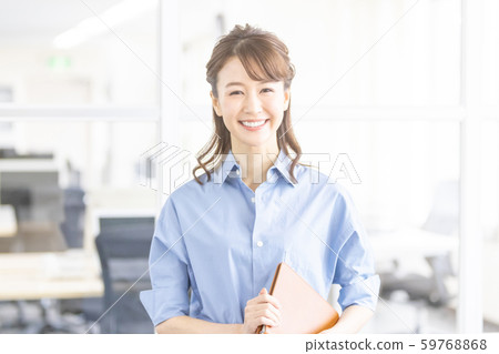 female, lady, woman 59768868