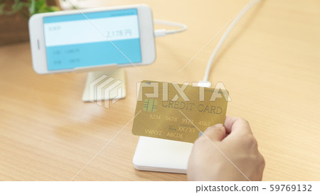 電子支付圖片信用卡身體部位部位切開無臉 59769132