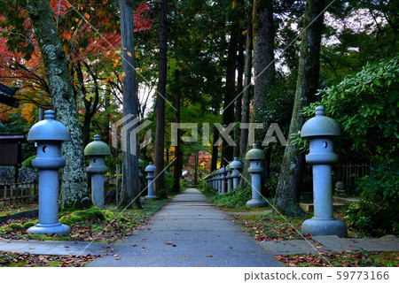 池田市寬吉石燈籠路和秋葉 59773166