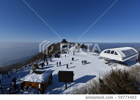 Muju Deogyusan Snow Chunbong Snow Scene 59773483